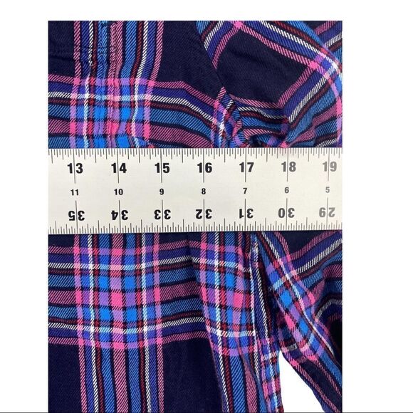 Gap Women's Medium Plaid Fitted Boyfriend Shirt - Picture 4 of 6